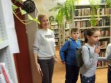 Uczniowie z Łęczeszyc z wizytą w gminnej bibliotece, foto nr 8, A.Krawczak