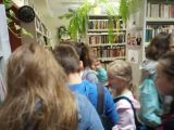 Uczniowie z Łęczeszyc z wizytą w gminnej bibliotece, foto nr 9, A.Krawczak