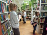 Uczniowie z Łęczeszyc z wizytą w gminnej bibliotece, foto nr 11, A.Krawczak